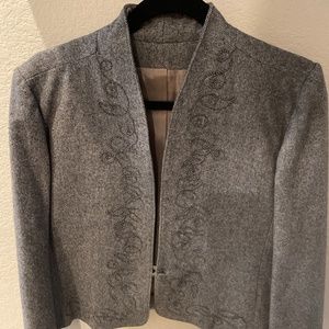 Vintage lightweight blazer. Hand embroidered